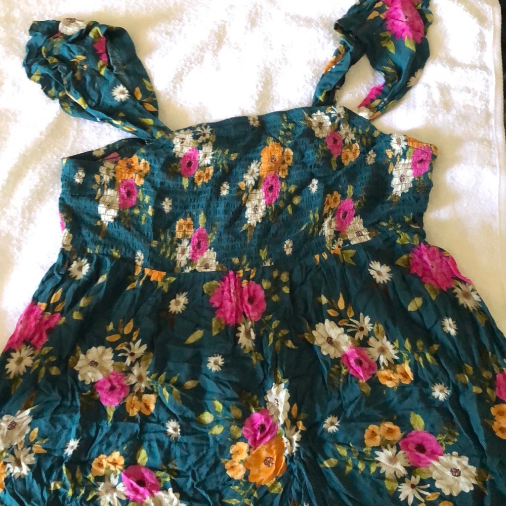 Torrid size 2 summer blouse with shoulder straps